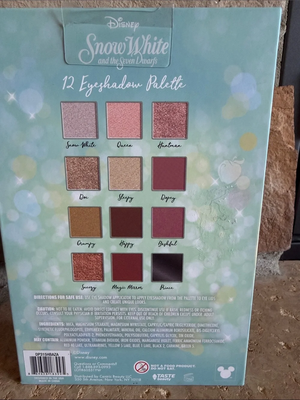 Disney Snow White Eyeshadow Palette with Mirror— Pink, Brown, Gold & Plum Shades